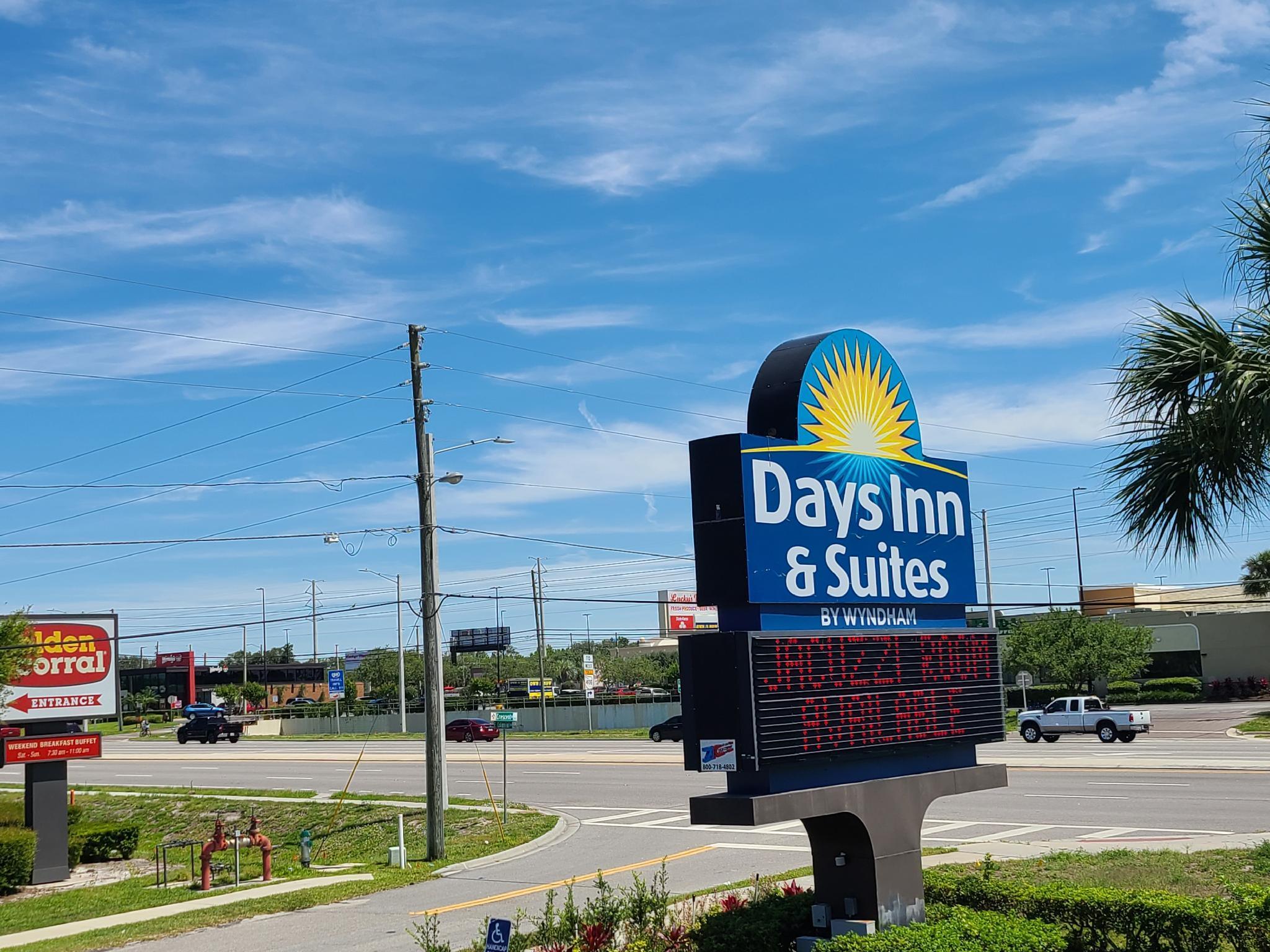 Quality Inn & Suites Orlando East - Ucf Area Alafaya Exterior foto